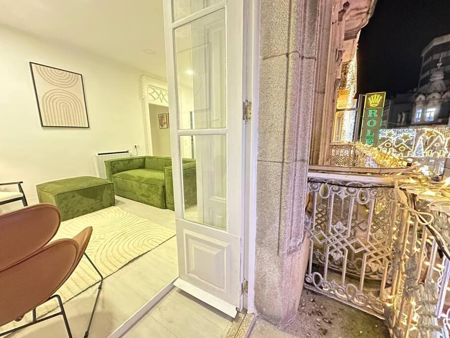 Elegante Hogar En El Centro Apartamento Vigo Exterior foto