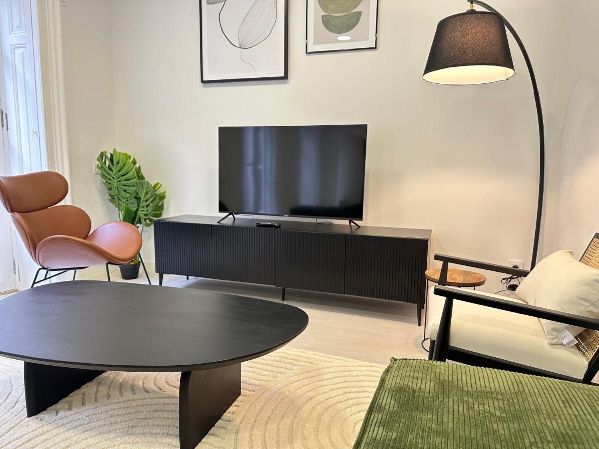 Elegante Hogar En El Centro Apartamento Vigo Exterior foto